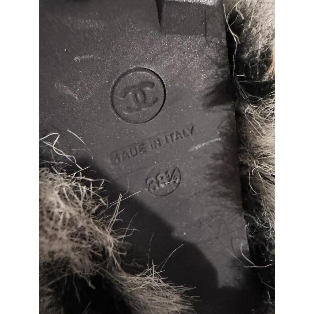 Chanel Faux Fur Knee High Boots Sz 38.5 Italy Sculpted Heel RARE - Picture 11 of 11